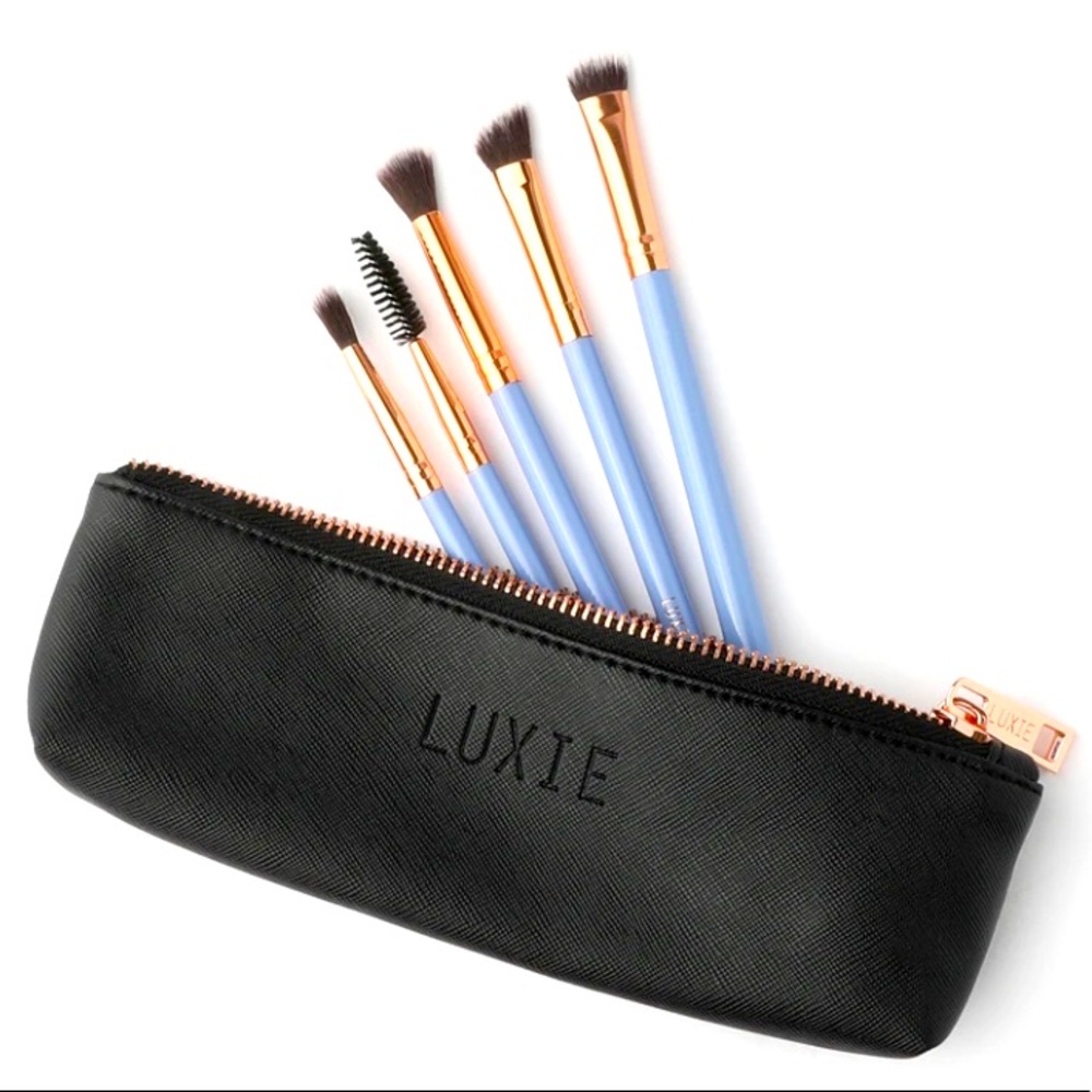 Luxor wanderlust brush set